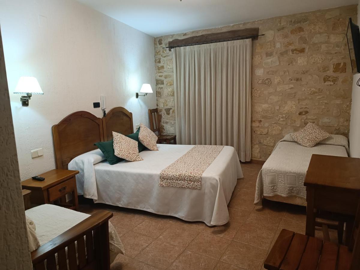 Hotel Decerca Prádena