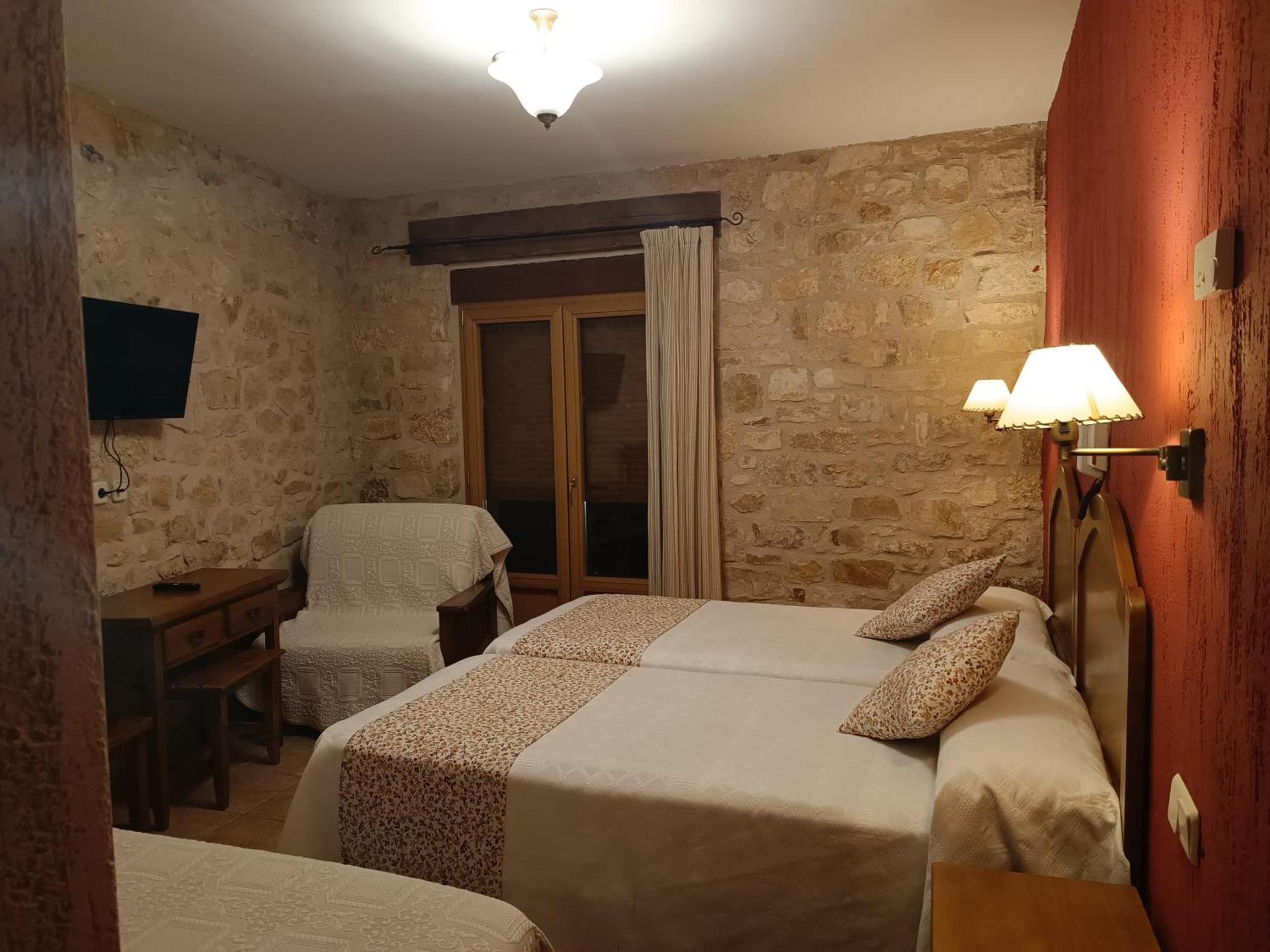 Decerca Hotel Prádena